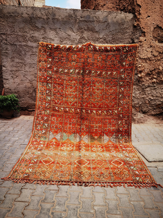 Berber moroccan vintage rug The one and only